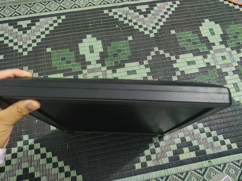 Monitor 3