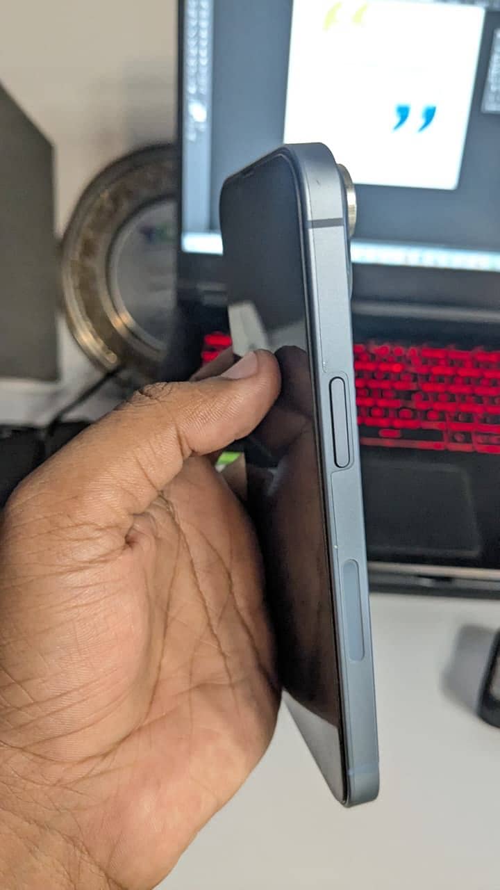 Apple iPhone 14 3
