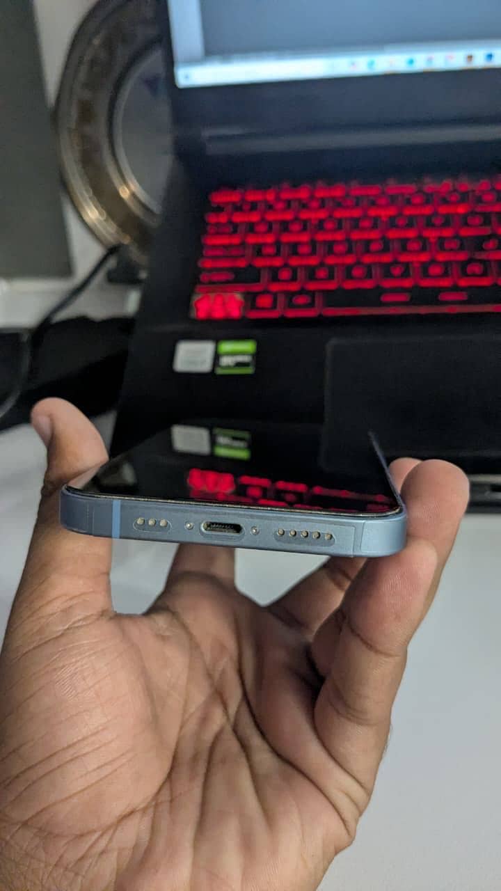 Apple iPhone 14 7