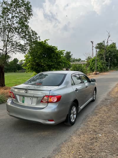 Toyota Corolla GLI 2013 Gift