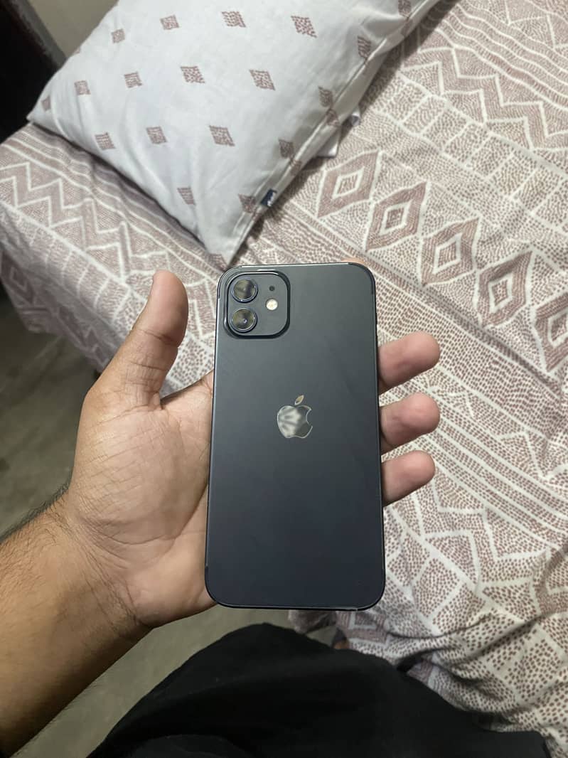 Apple iPhone 12 0