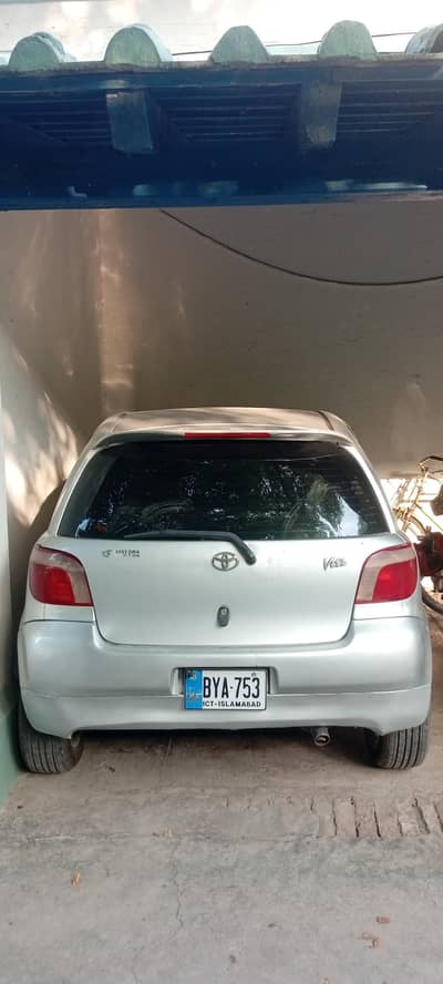 Toyota Vitz 2000