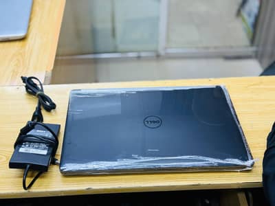 Dell Precision 3510 i5 6 gen Hq Hevey processer 2GB ddedicated Graphic