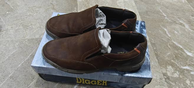 Original Digger Leather Casual Slip-On Shoes (Size UK 7 / EUR 40-41)