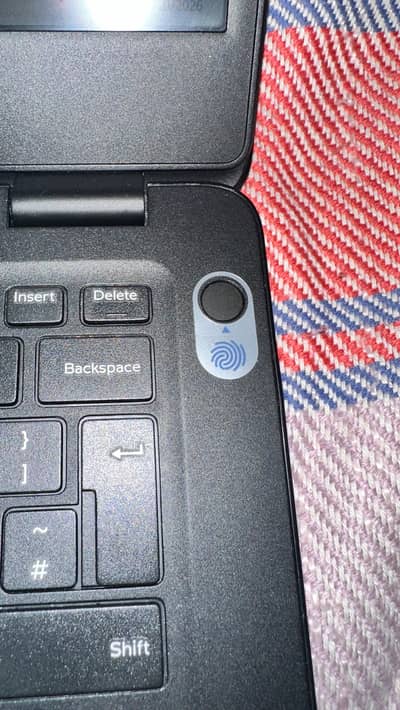 Dell Core i5-8265U (8th Gen)