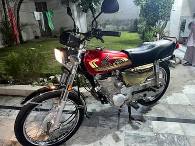 honda 125 gold edition red colour