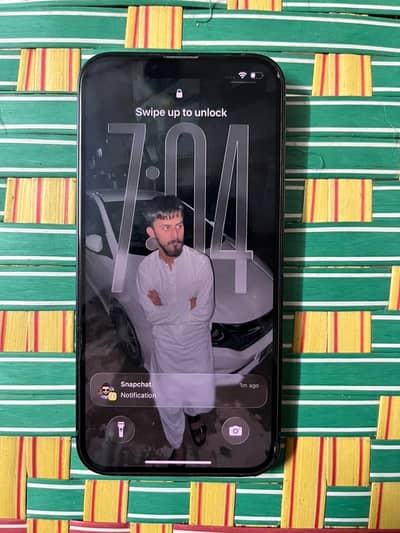 Apple iPhone 13