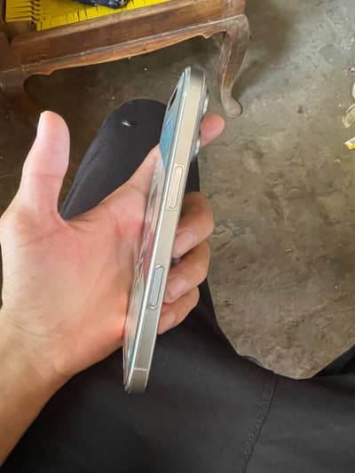 Apple iPhone 16 pro