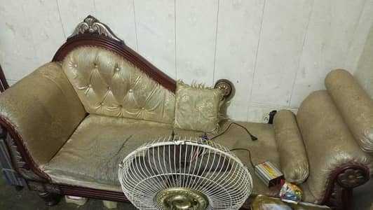 dewaan sofa only 20000 urgent sale need cash