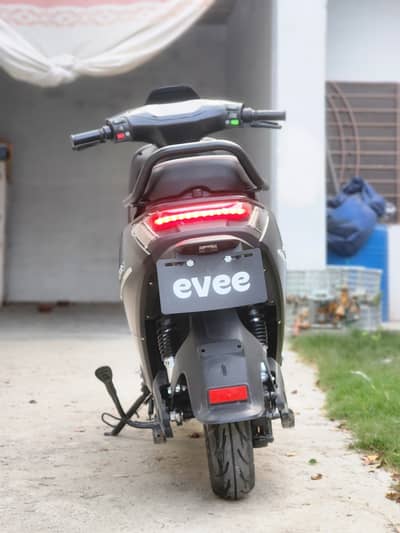 Evee S1 pro electric scooter