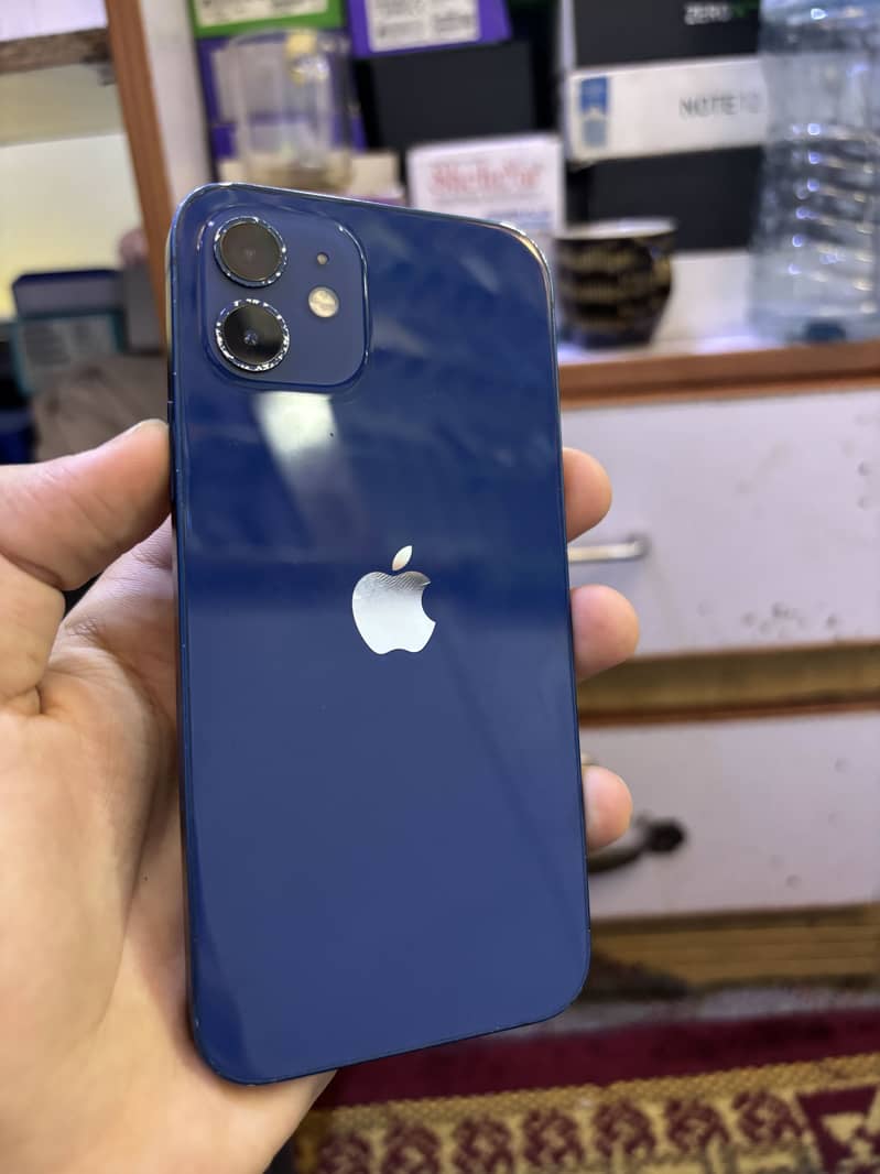 Apple iPhone 12 0