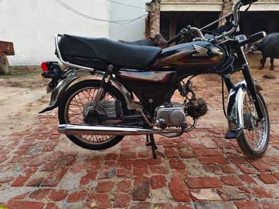 03440981995wahtsapp  rabta number har cheez ok ha fill tiyar engine ok