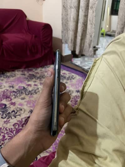 Apple iPhone 11 Pro