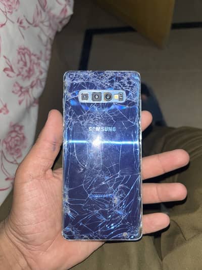 selling Samsung galaxy s10plus internal parts .