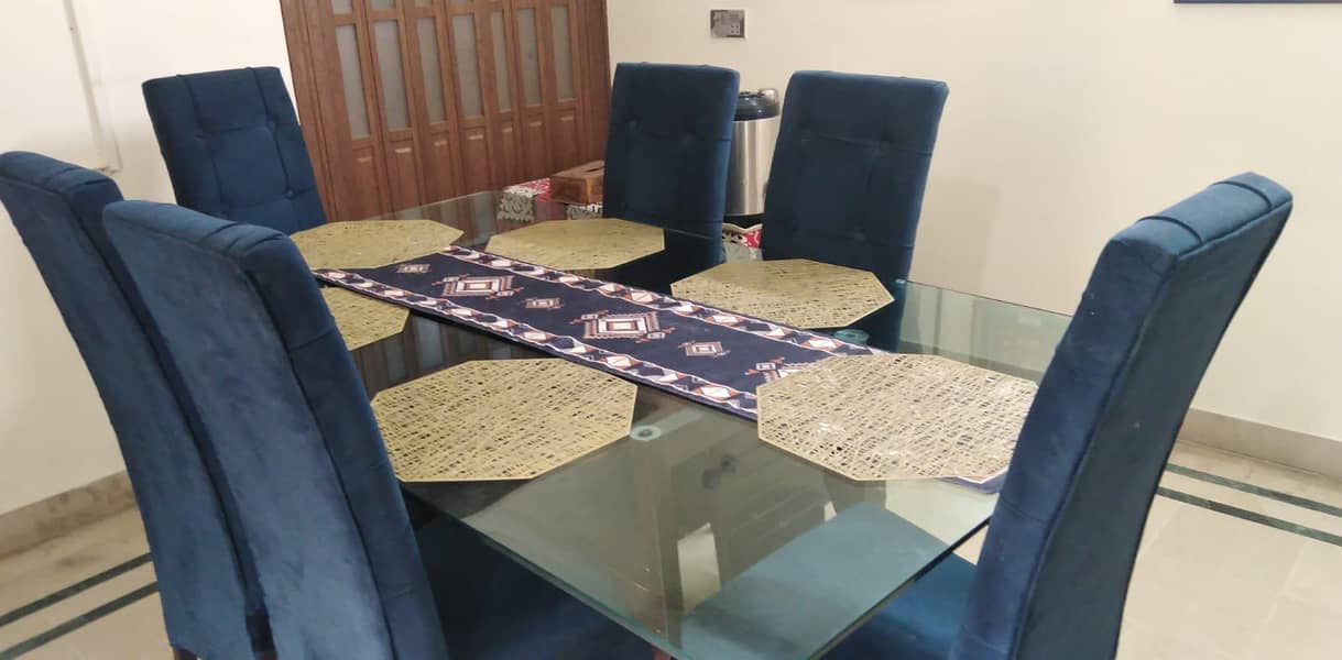 Complete Dining table set 5