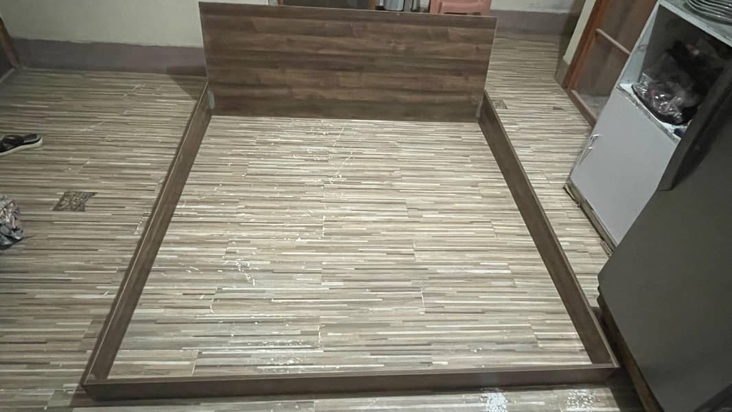 king-size double bed 2