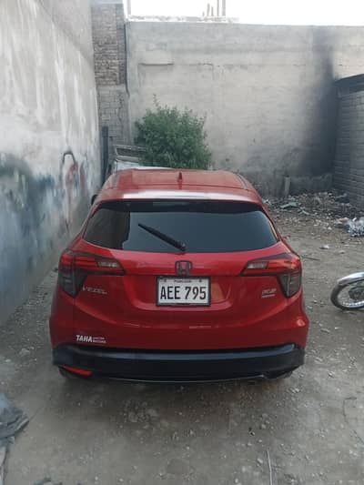 Honda Vezel 2016