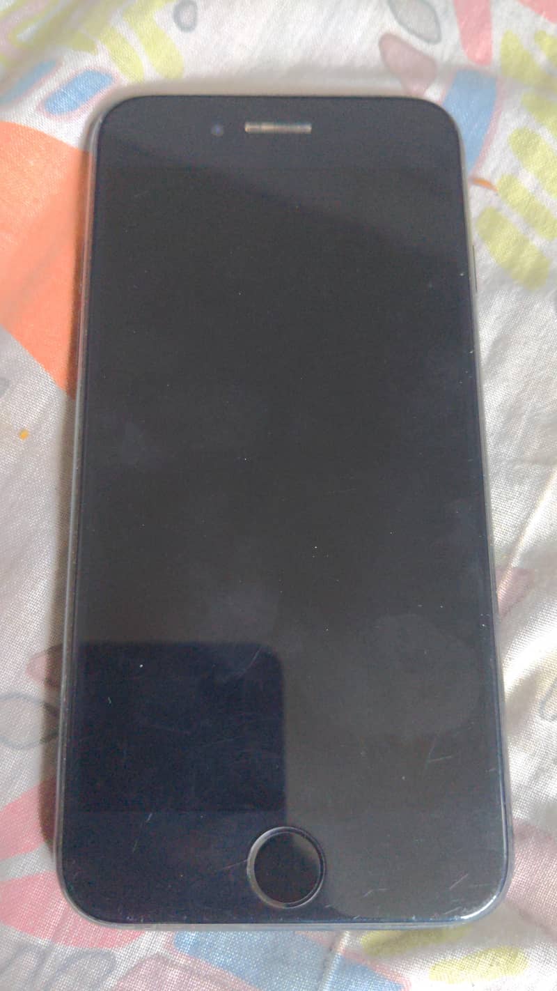 Apple iPhone 7 0