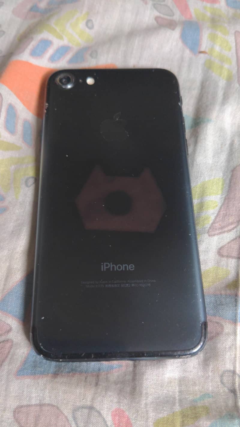 Apple iPhone 7 1