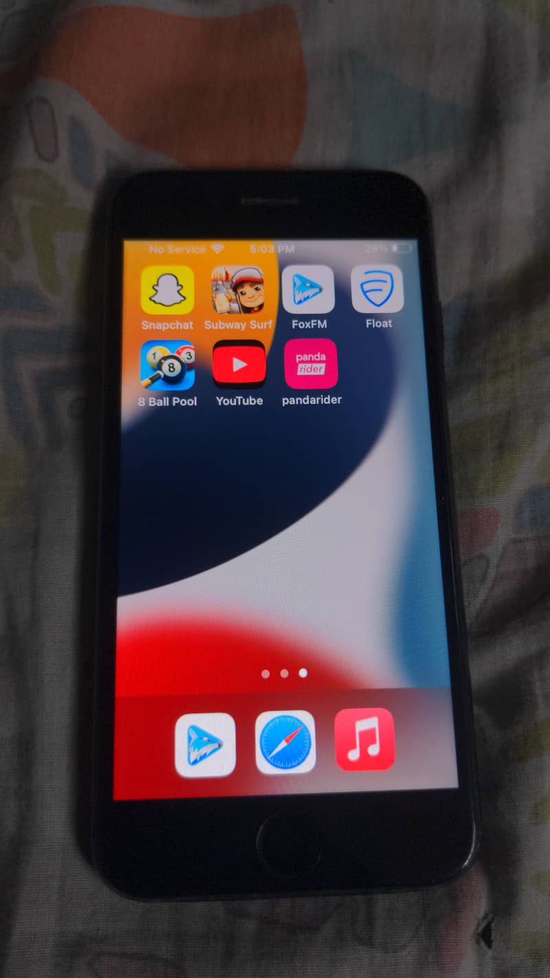 Apple iPhone 7 3