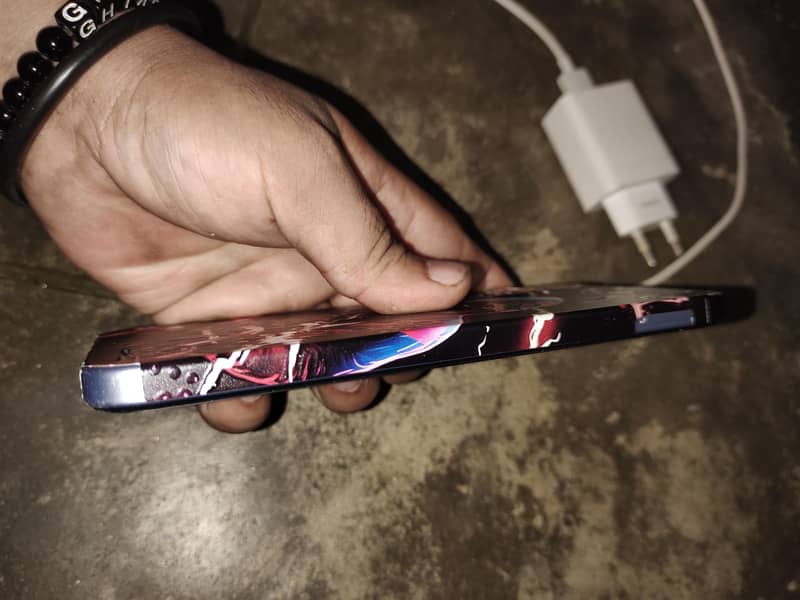 OPPO A6k 3