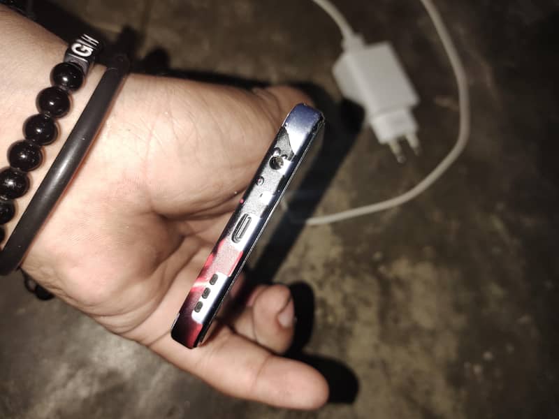 OPPO A6k 5