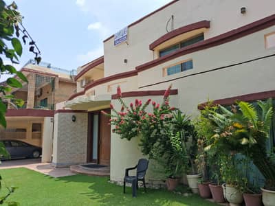 1.5 Kanal House For Sale In Main Bani Gala Islamabad