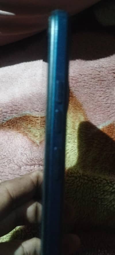Tecno Spark Go. . . 4+1==64. . . . . 0315=67=99=600