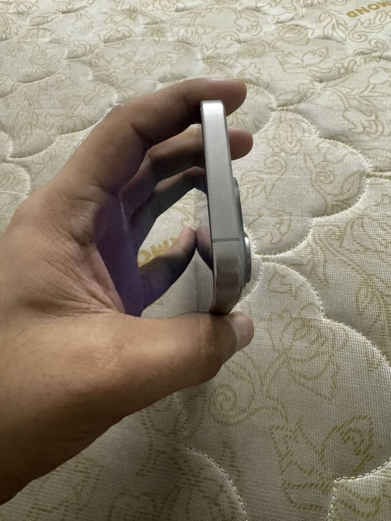 Iphone 15 pro 5