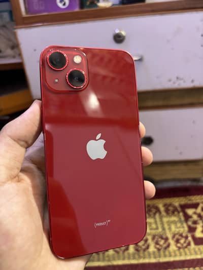 Apple iPhone 13