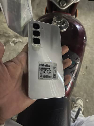 Infinix Hot 60i