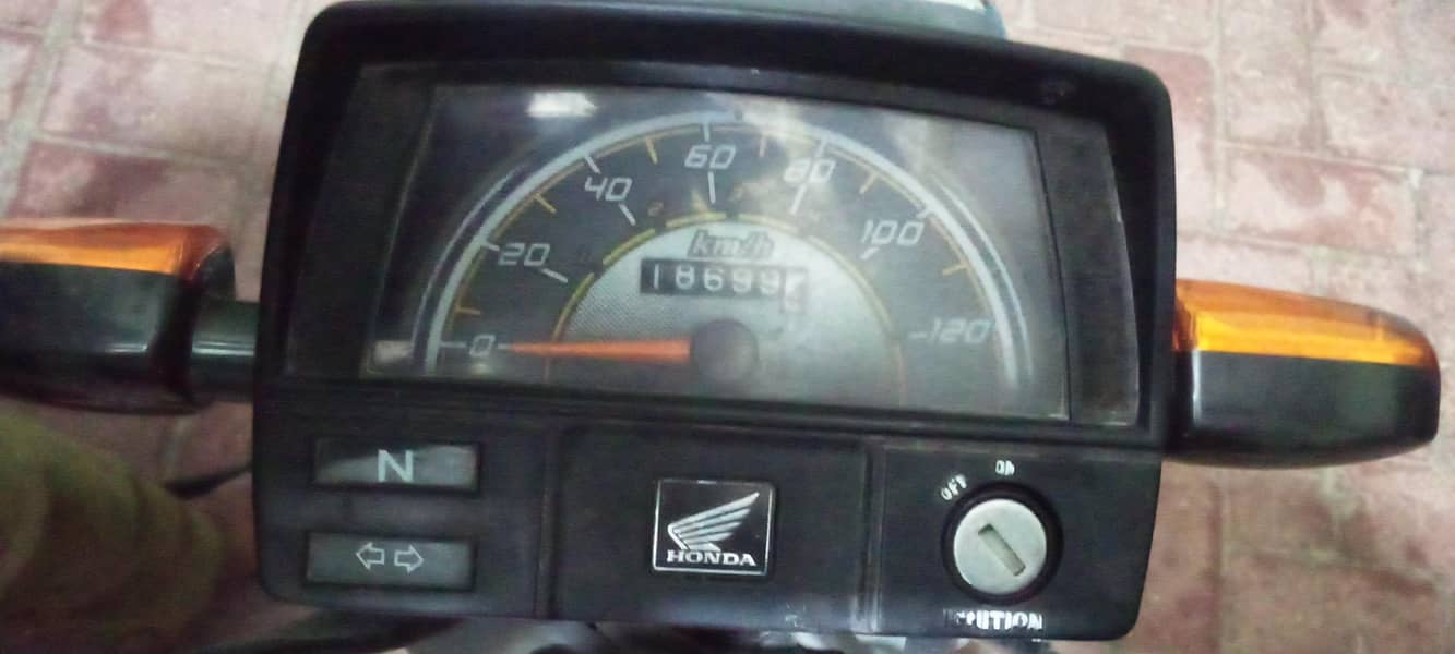 CD 70  model 2025 5