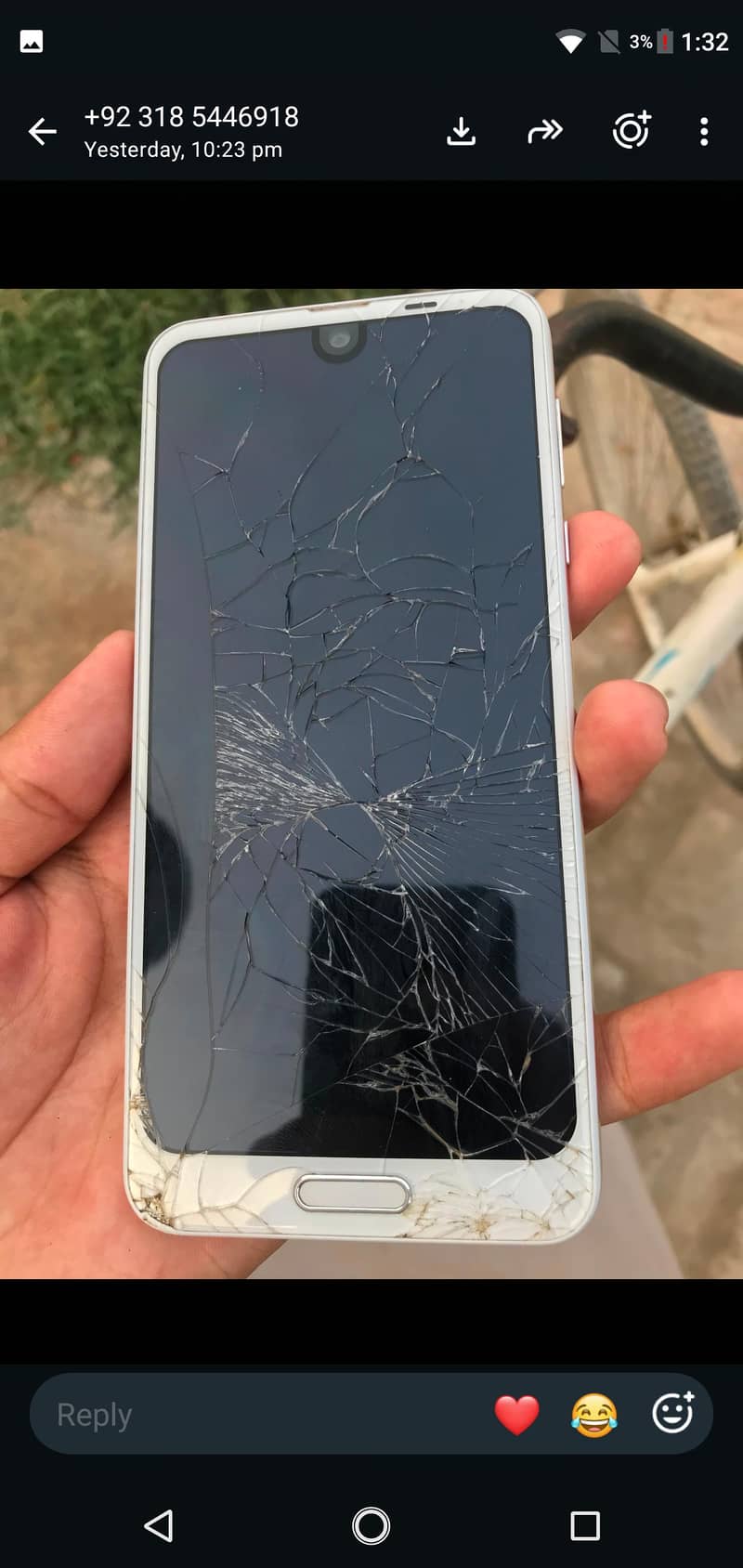 Sharp Aquos R2 3