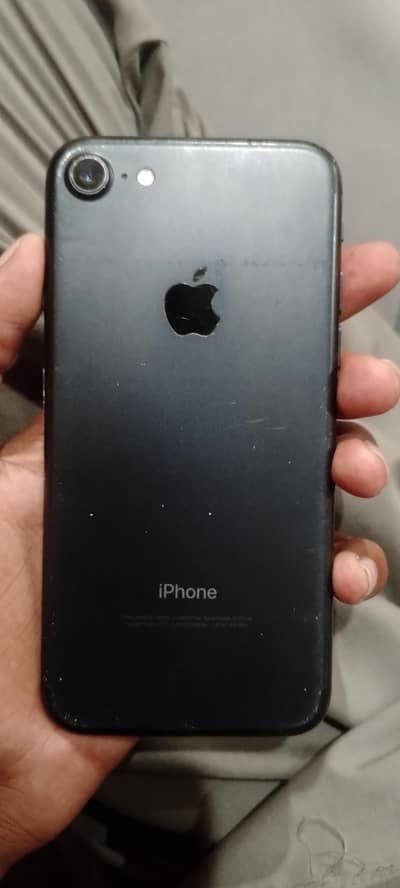Apple iPhone 7