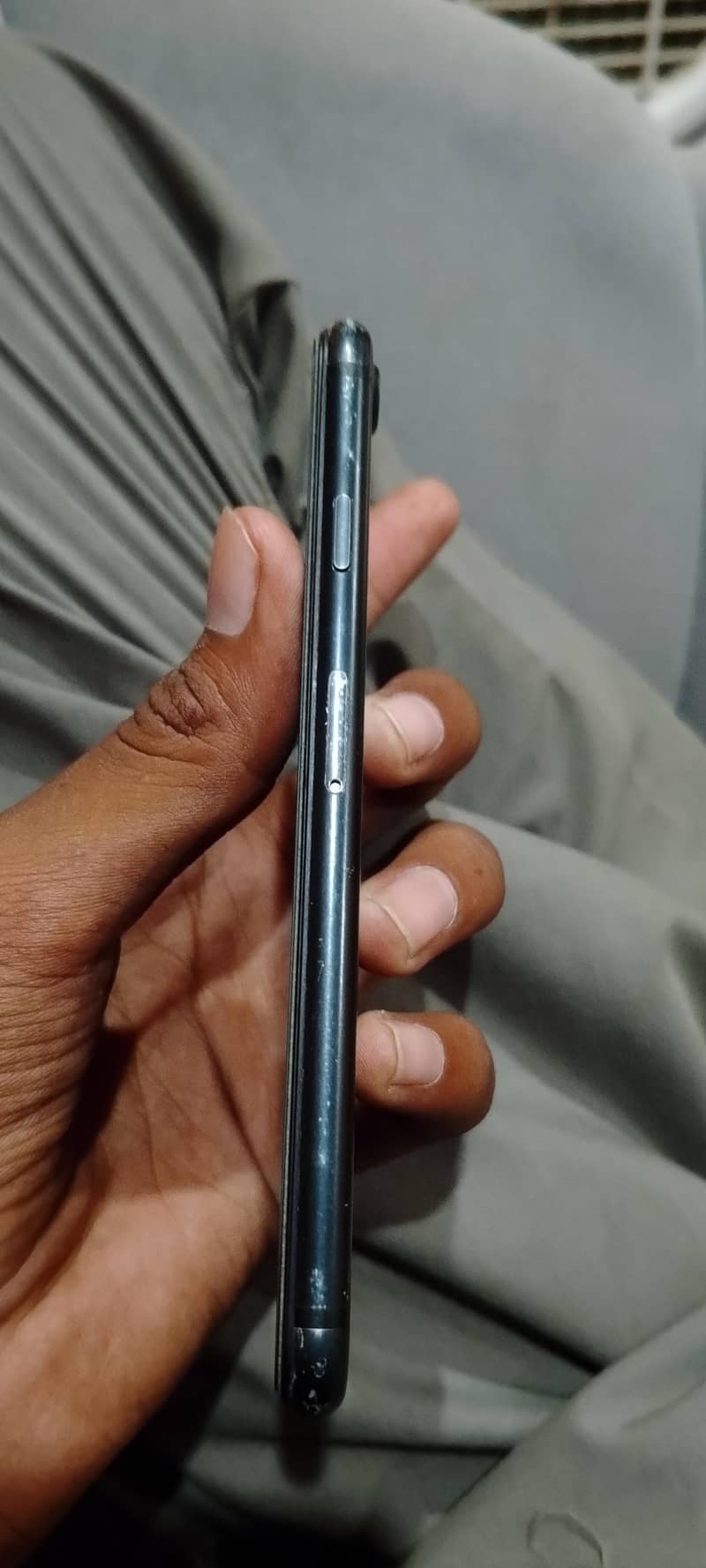 Apple iPhone 7 2