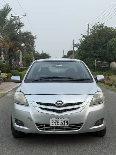 Toyota Belta 2006