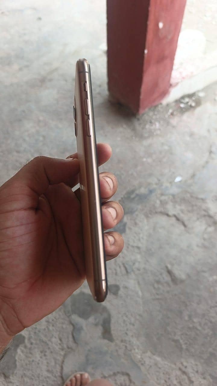 Iphone 11 pro Max 3