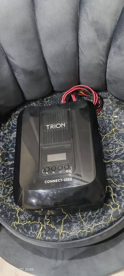 Trion Dual Battery Ups