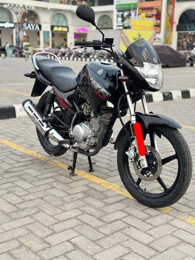 Yamaha YBR 125 2025 Model | Total Genuine Condition | Punjab Registere