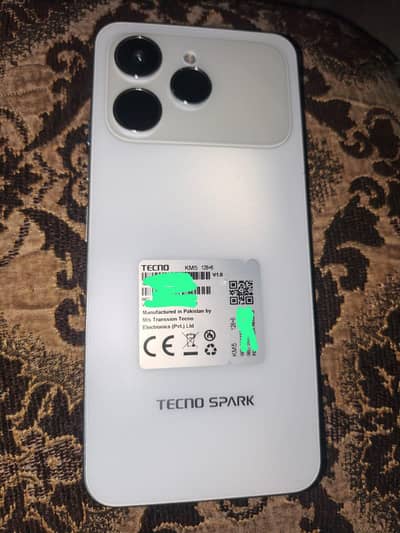 Tecno spark 40