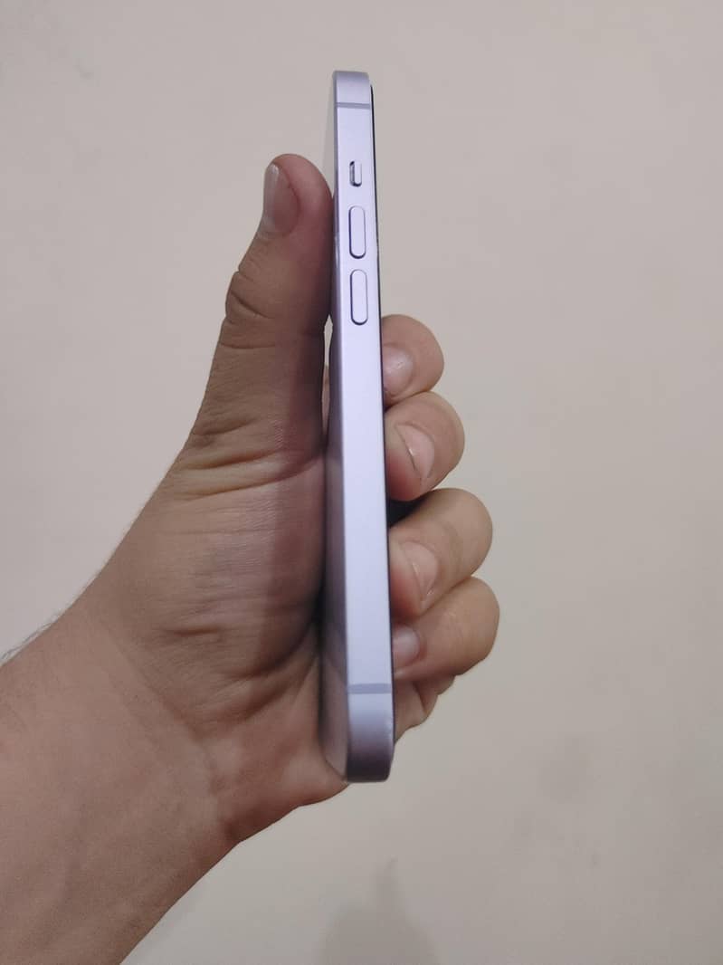 Apple iPhone 14 2