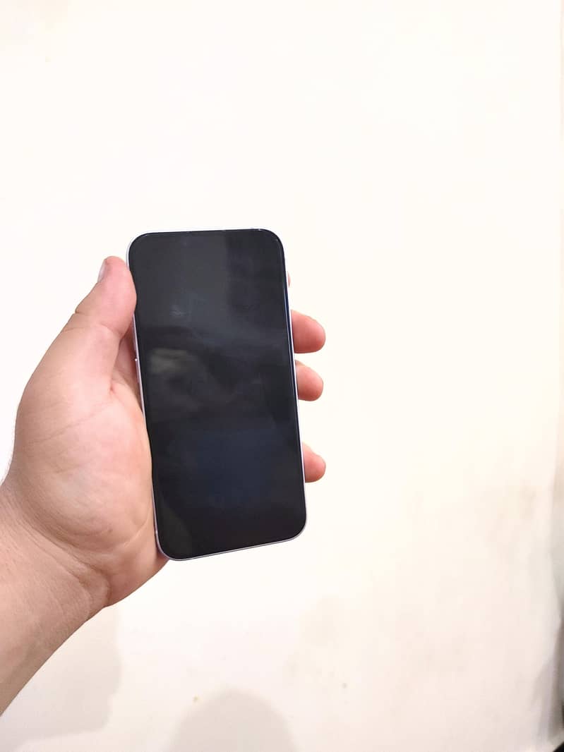 Apple iPhone 14 6