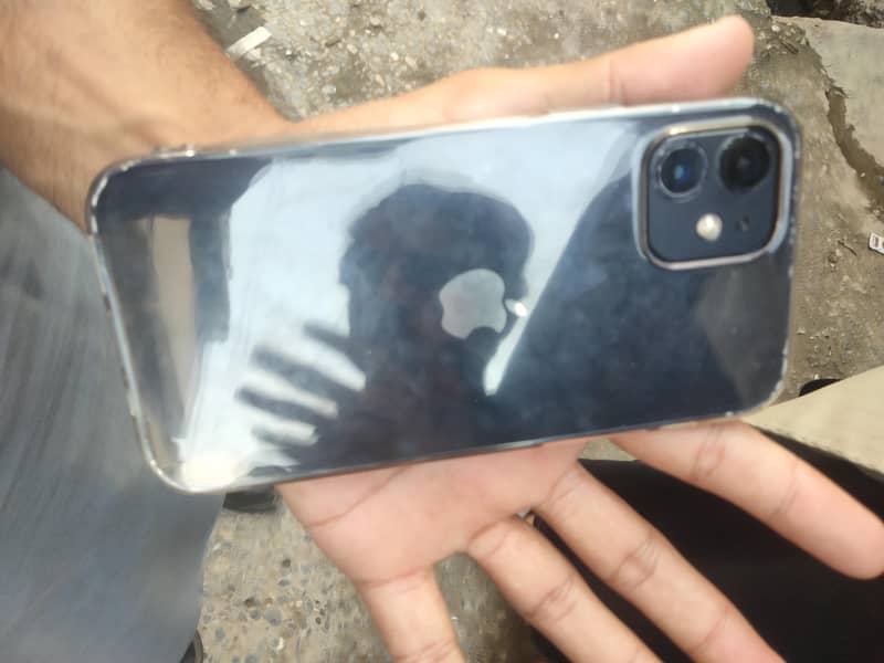 Apple iPhone 12 6