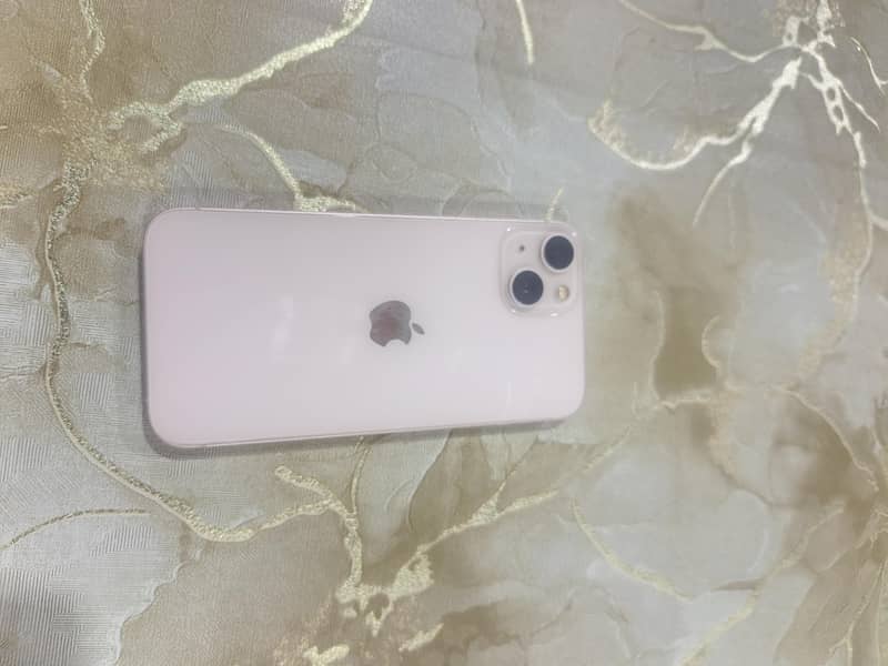 Apple iPhone 13 0