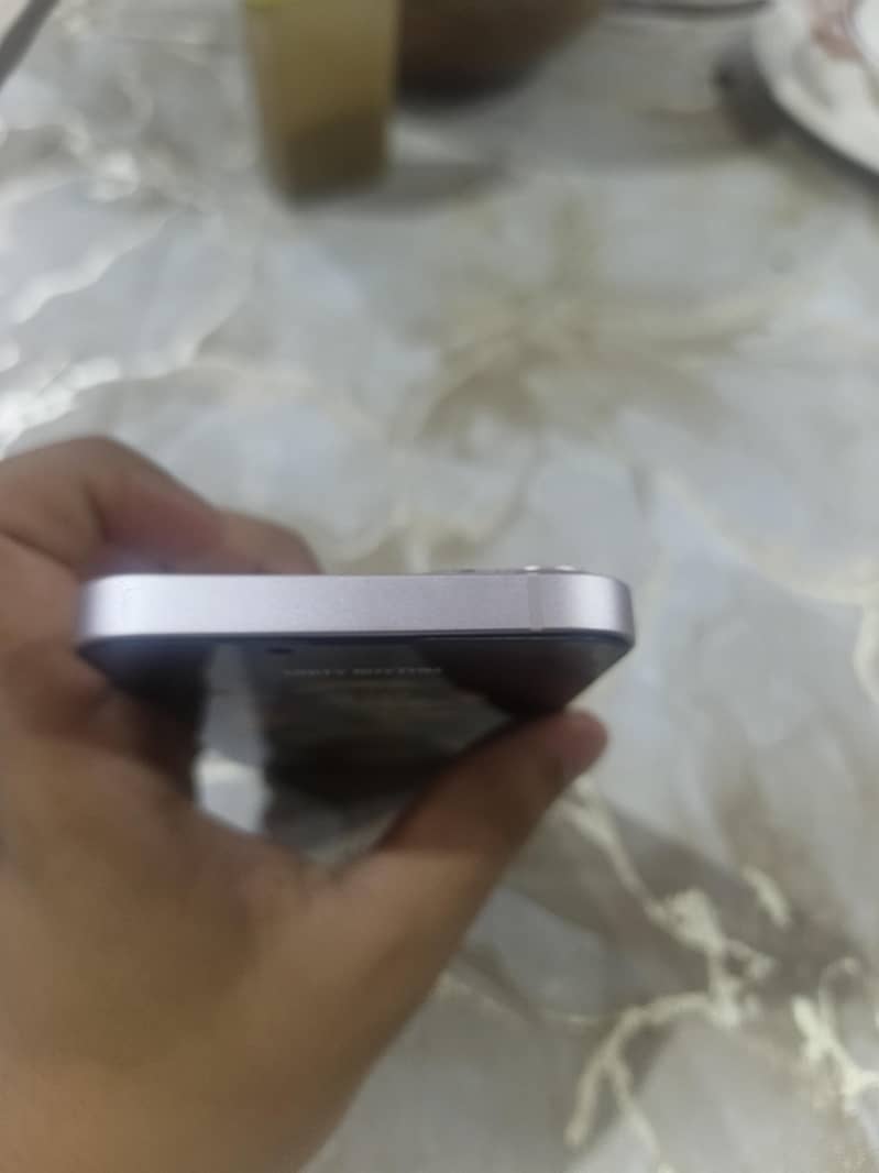 Apple iPhone 13 3