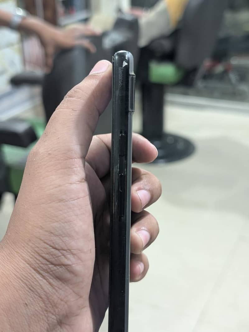 Google Pixel 6a 1