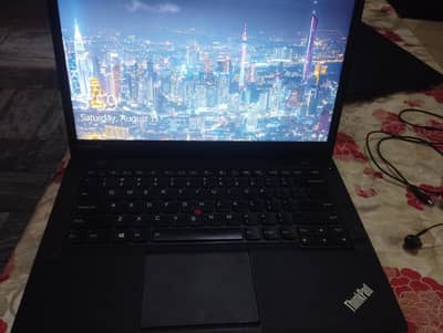 laptop 10/10 Condition 4 to 5 hours battery timing
