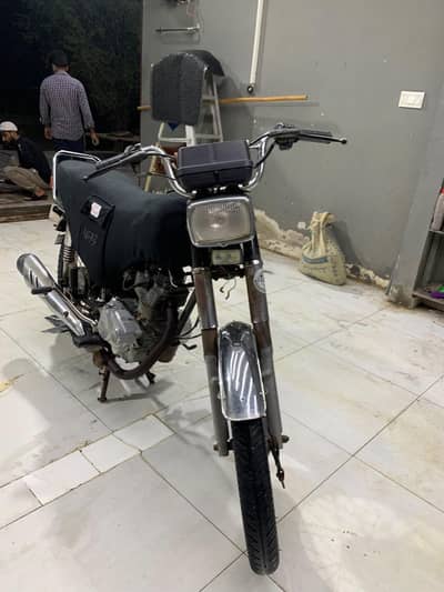 UNIQUE UD 125