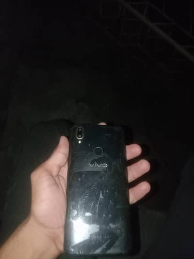 Vivo V11