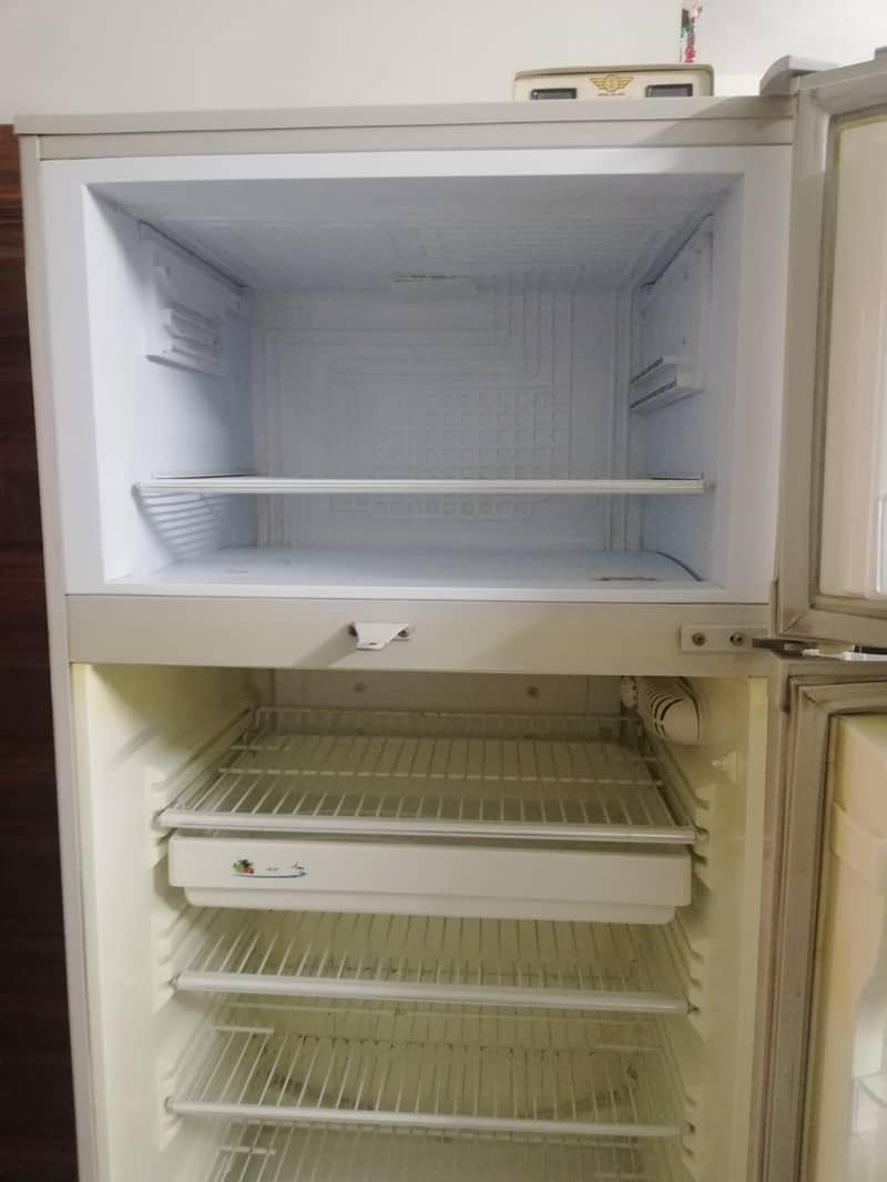 fridge 0